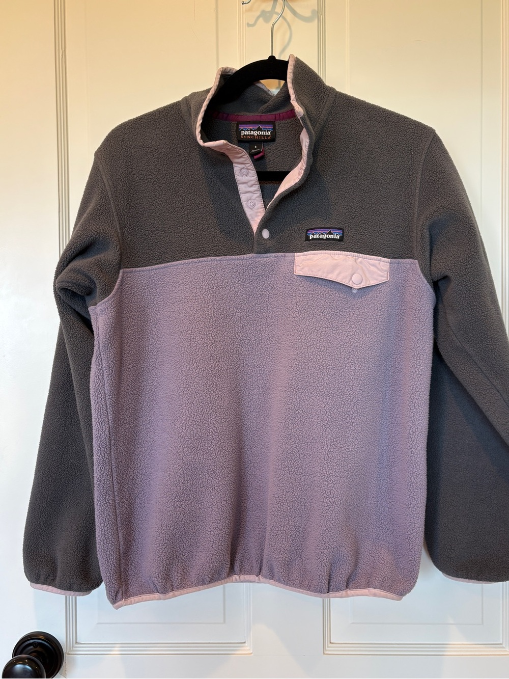 Patagonia Gray Synchilla Fleece with Purple Trim